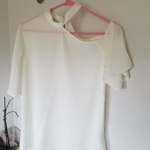 Express Top with Neckband & Open Shoulder